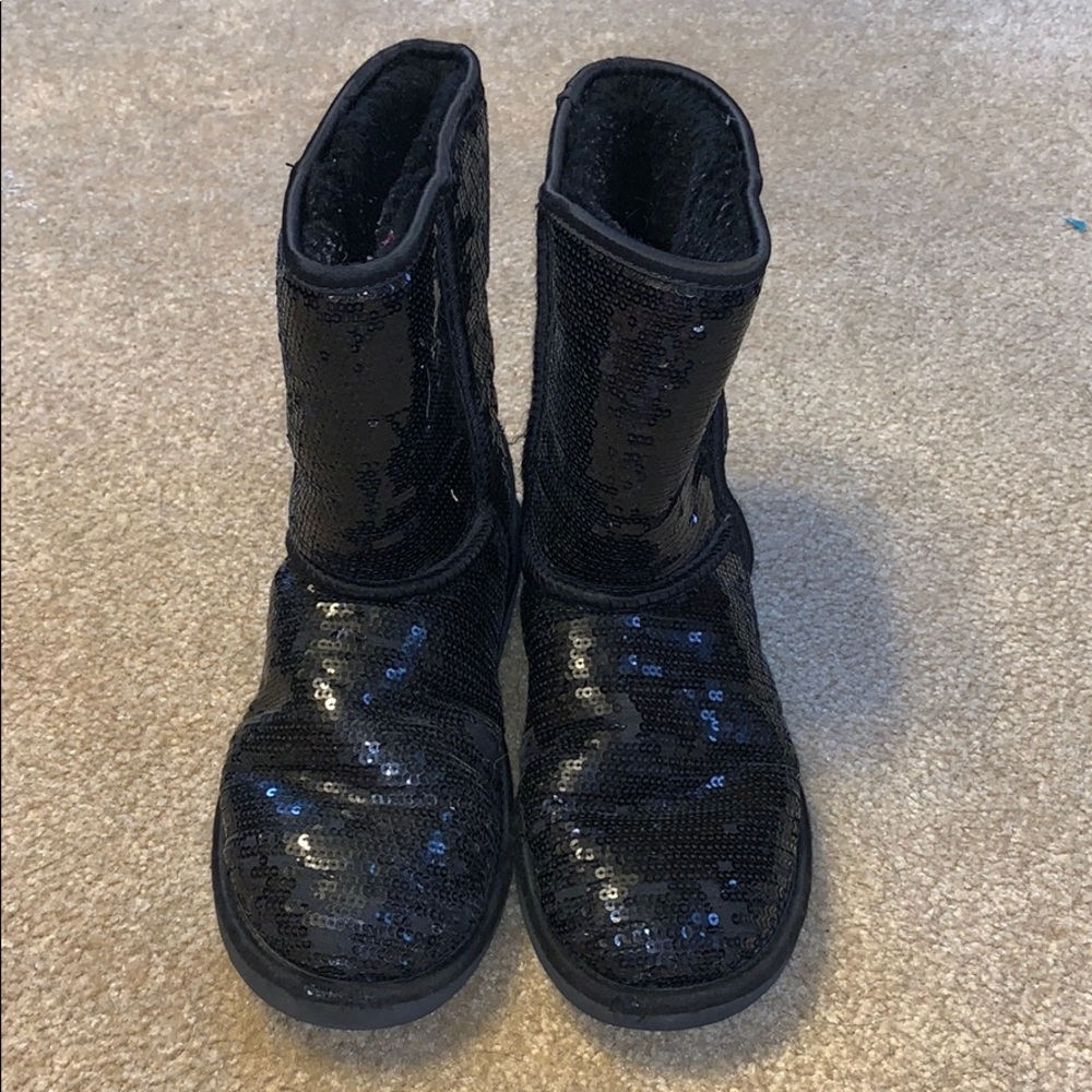 Black sequin uggs